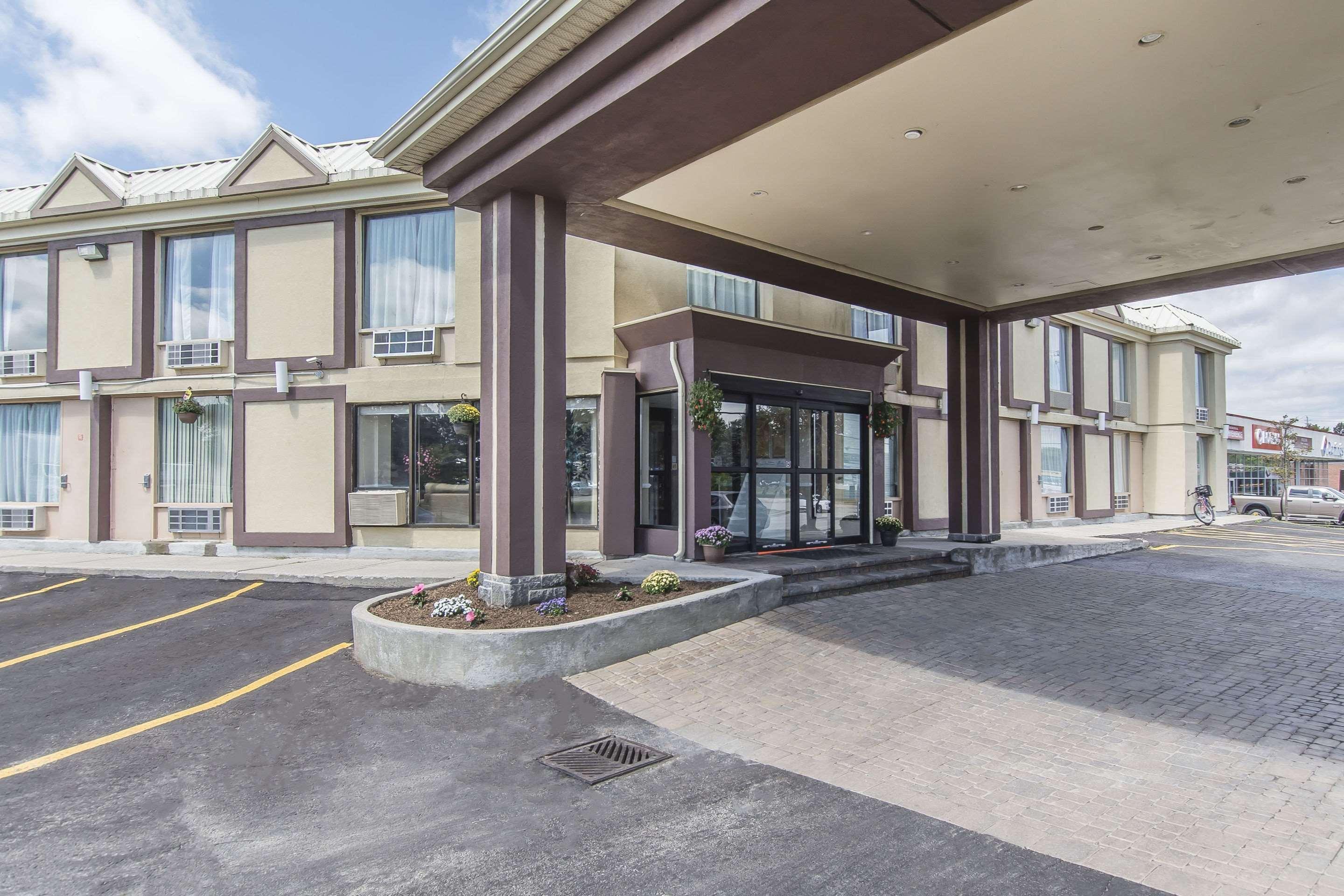 Econo Lodge Orillia Exterior foto