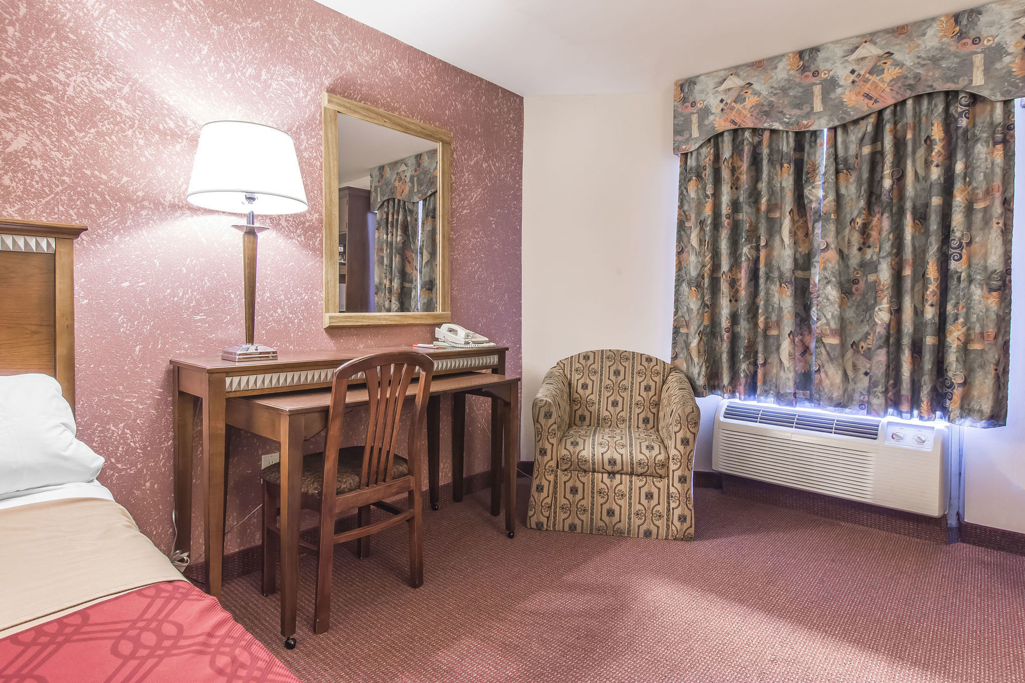 Econo Lodge Orillia Quarto foto