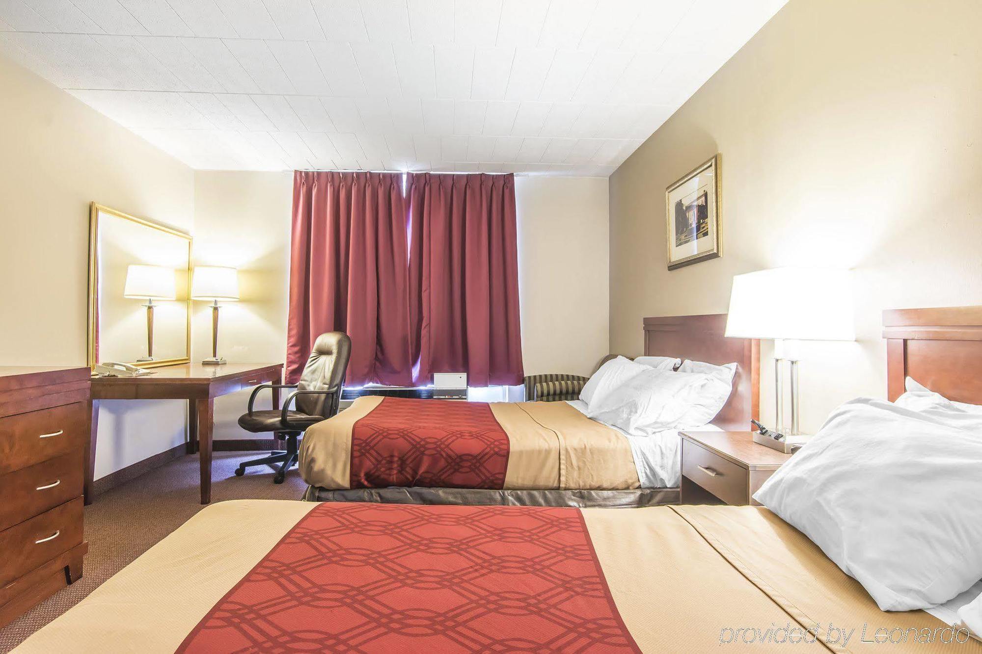 Econo Lodge Orillia Exterior foto